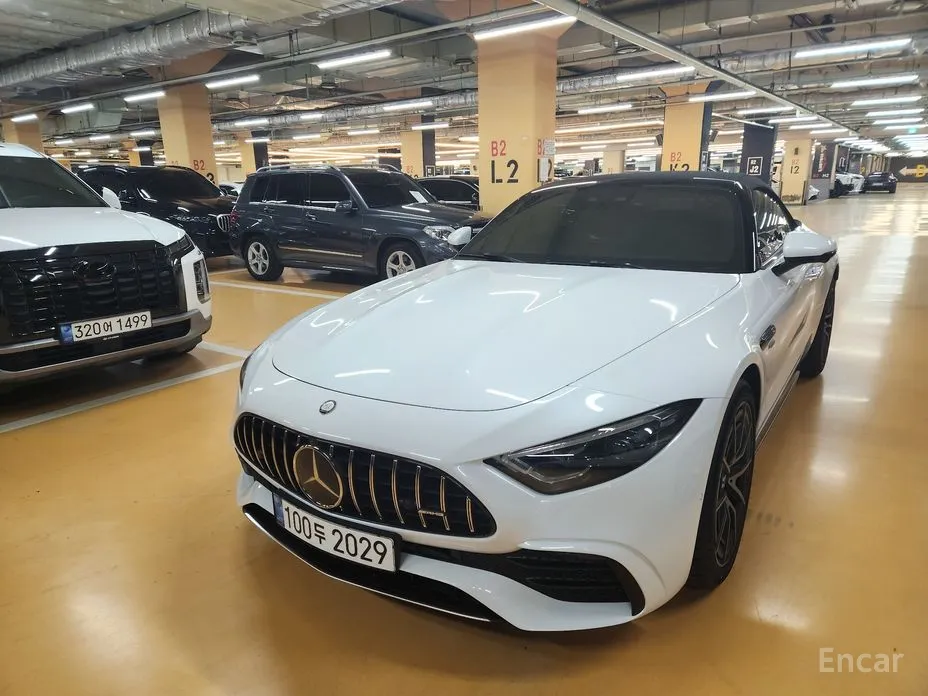 Mercedes-Benz SL-Class 2023 AMG SL43