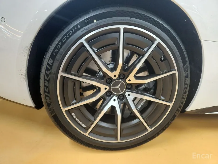 Mercedes-Benz SL-Class 2023 AMG SL43