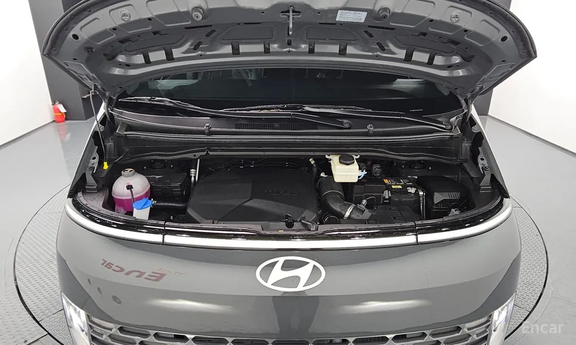 Hyundai Staria 2021 Cargo 5-Seater