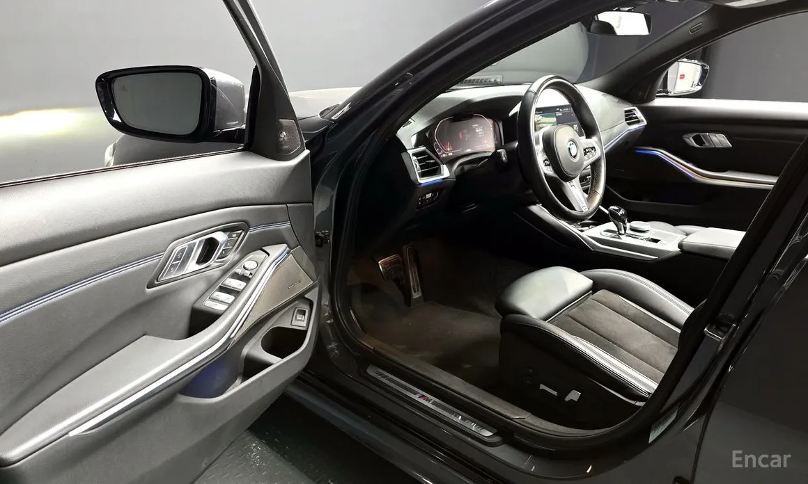 BMW 3 Series 2019 320d M Sport