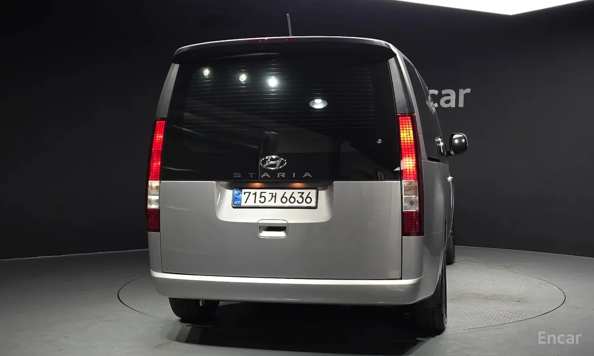 Hyundai Staria 2021 Tourer 11-Seater