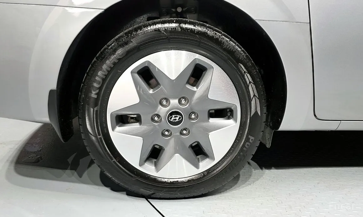 Hyundai Staria 2021 Tourer 11-Seater