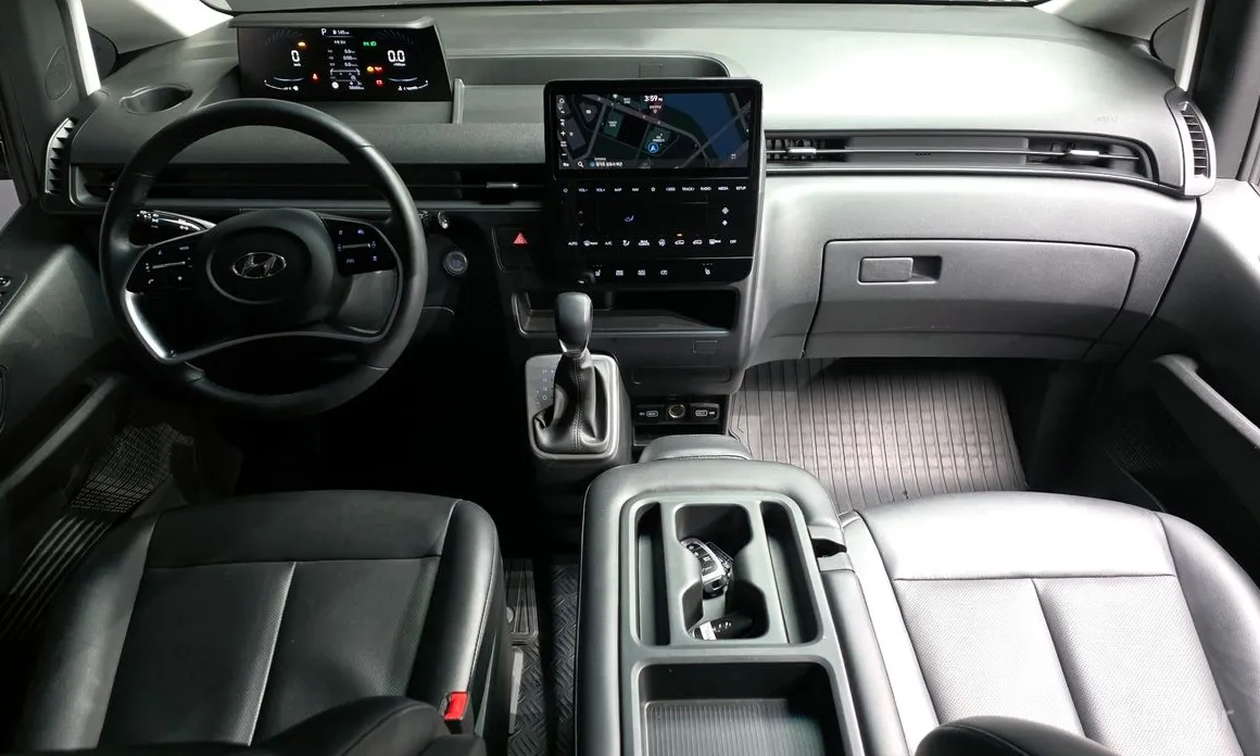 Hyundai Staria 2021 Tourer 11-Seater