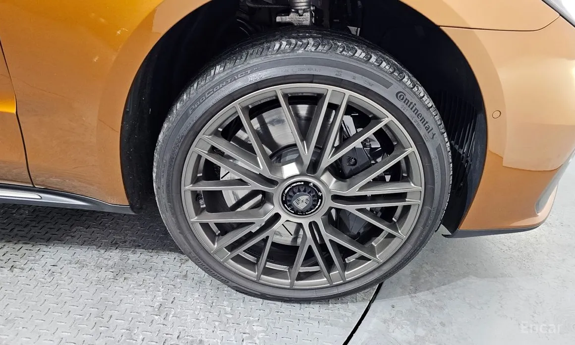 Porsche Panamera 2024 4.0 Turbo E-Hybrid