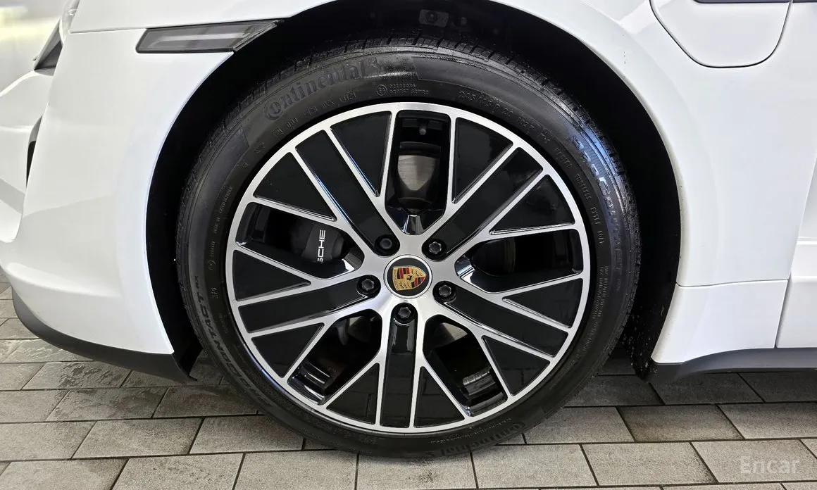 Porsche Taycan 2020 Base