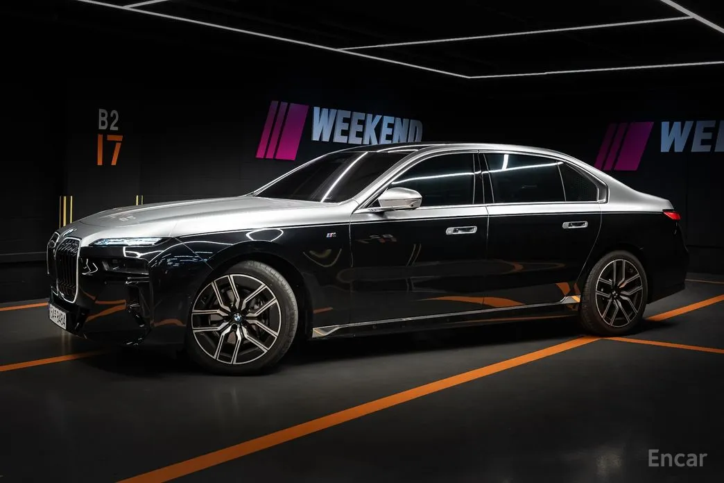 BMW 7 Series 2022 740d xDrive M Sport