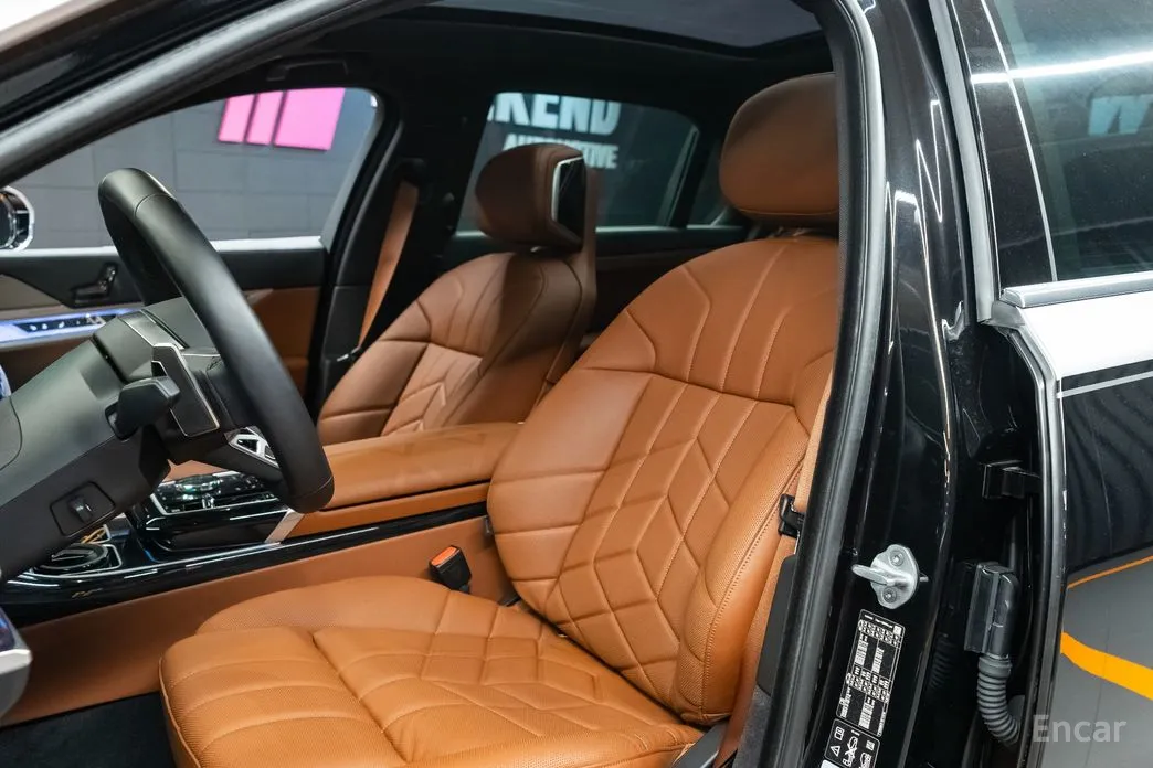 BMW 7 Series 2022 740d xDrive M Sport