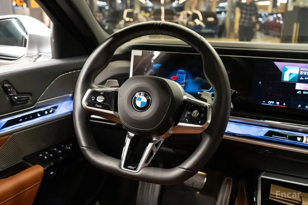 BMW 7 Series 2022 740d xDrive M Sport