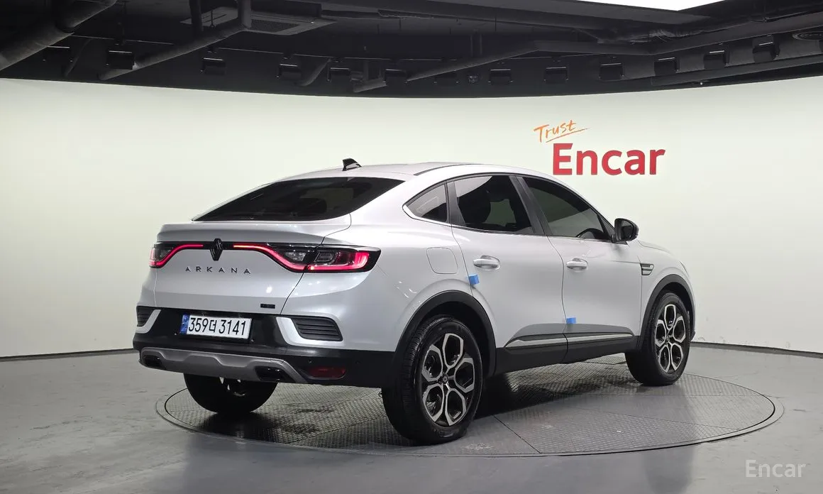 Renault Arkana 2024 1.6 E-TECH Iconic