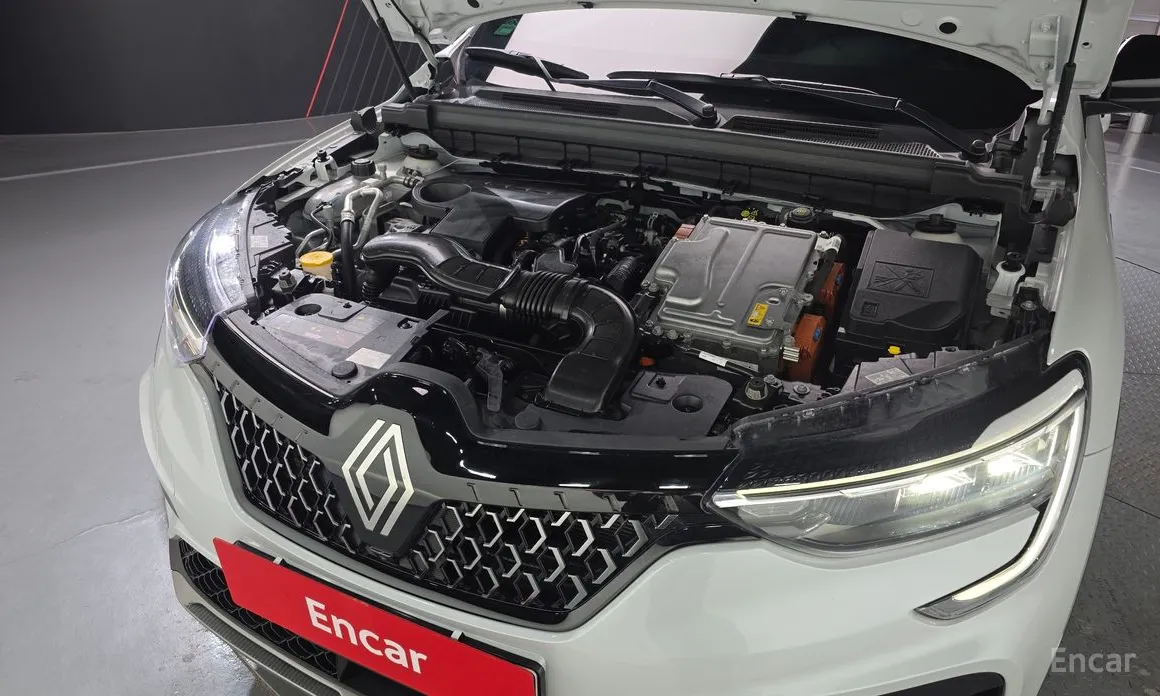 Renault Arkana 2024 1.6 E-TECH Iconic