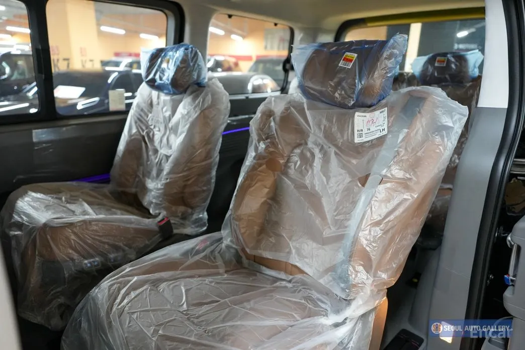 Hyundai Staria 2021 4WD Lounge 7-Seater