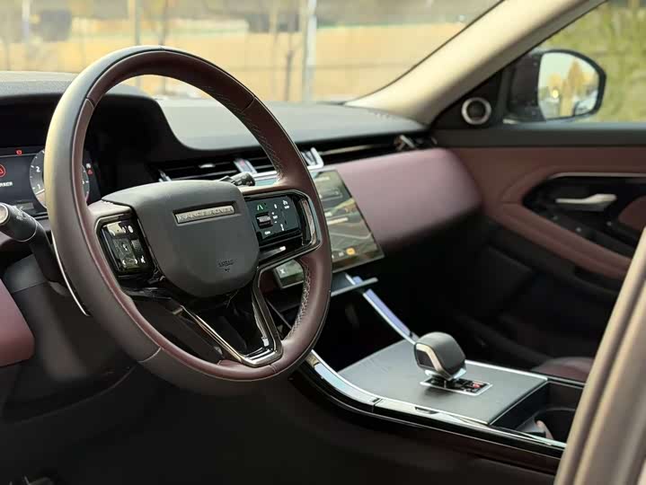 Land Rover Range Rover Evoque L 2024 2024款 揽胜极光L SE 驭光尊耀版