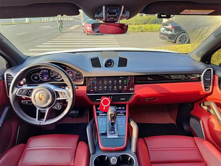 Porsche Cayenne Hybrid 2023 2023款 Cayenne E-Hybrid 2.0T 铂金版