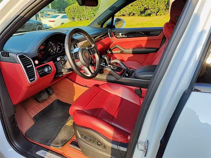 Porsche Cayenne Hybrid 2023 2023款 Cayenne E-Hybrid 2.0T 铂金版