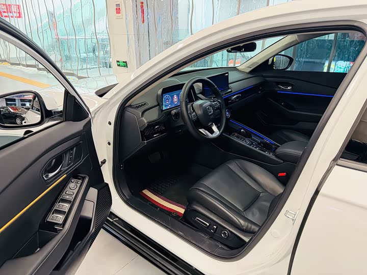 Honda Accord Hybrid 2023 2023款 2.0L e:PHEV 尊贵版