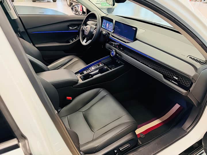 Honda Accord Hybrid 2023 2023款 2.0L e:PHEV 尊贵版