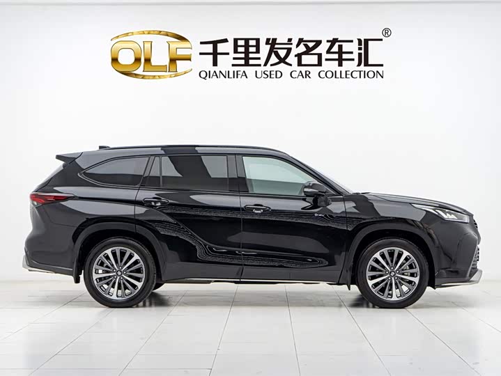Toyota Crown Kluger 2024 2024款 2.5L HEV四驱旗舰版