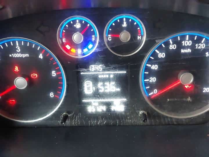 Foton Tuyano 2021 2021款 2.0T手动通途加长轴中顶5/6/7座4F20TC3