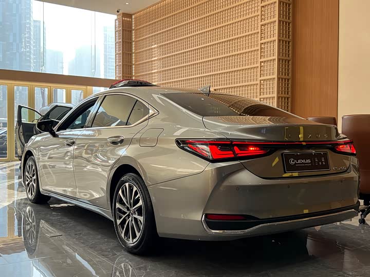 Lexus ES 2025 2025款 200 臻享版