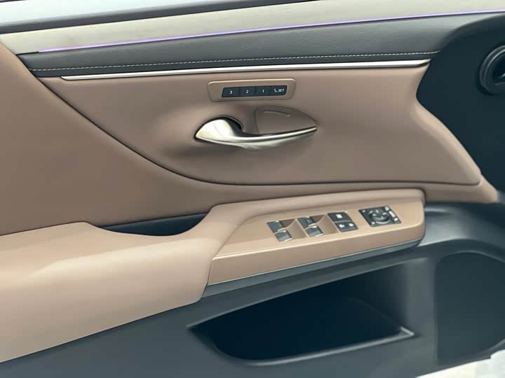 Lexus ES 2025 2025款 200 臻享版