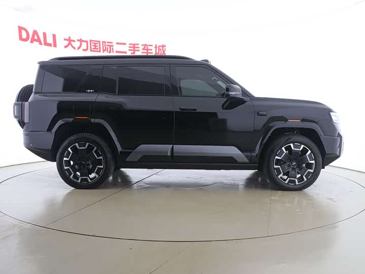 BYD FangChengBao Leopard 8 2025 2025款 智勇旗舰版 7座