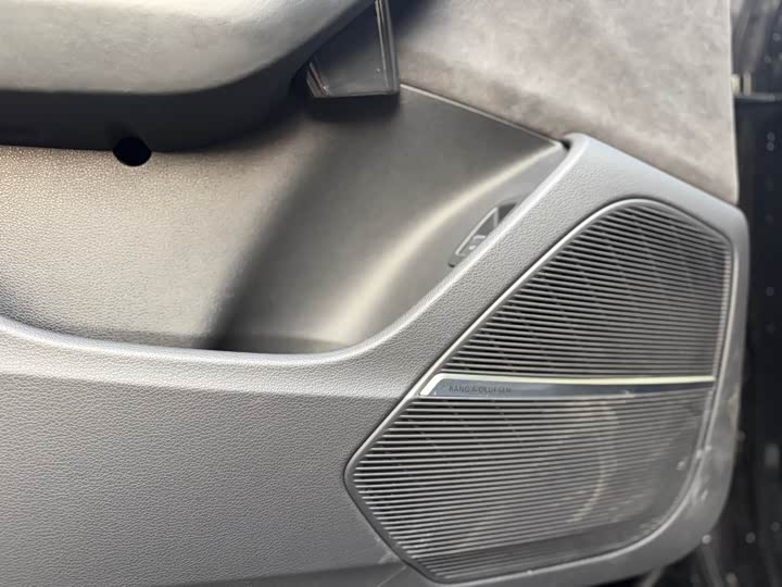 Audi Q8 2022 2022款 55 TFSI 尊享动感型