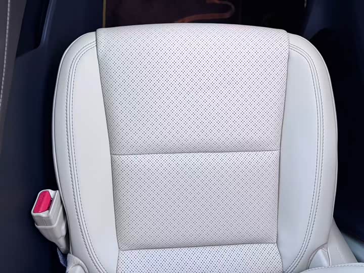 Toyota Alphard 2025 2025款 双擎 2.5L 臻享黄金版