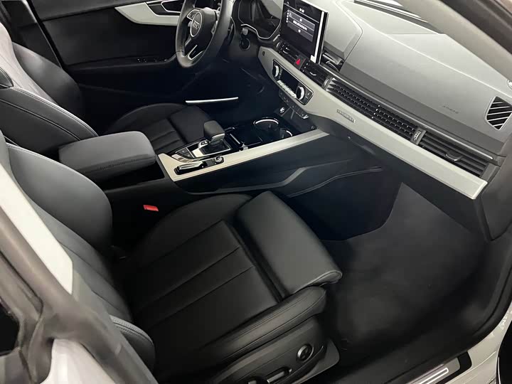 Audi A5 2024 2024款 Sportback 40 TFSI quattro 豪华动感型