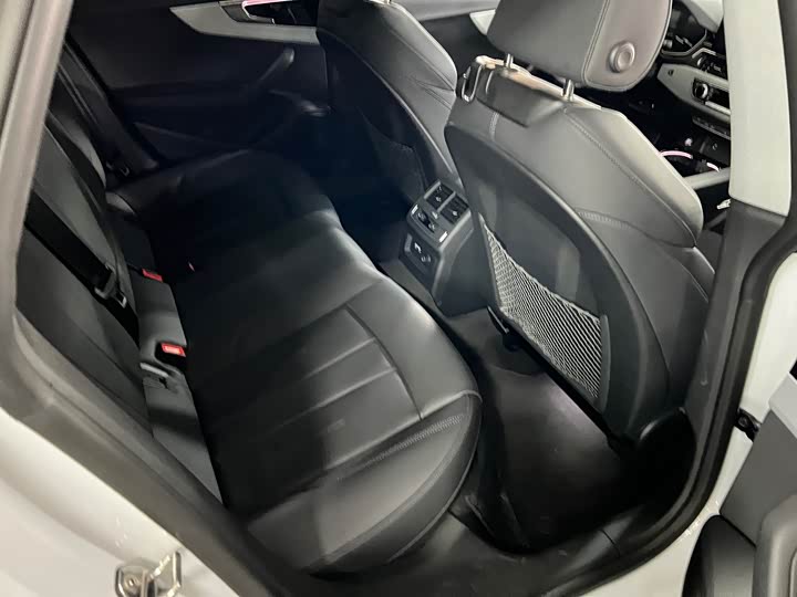 Audi A5 2024 2024款 Sportback 40 TFSI quattro 豪华动感型