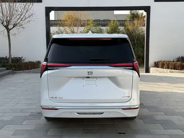 Buick GL8 ES 2025 2025款 陆尊 智享版