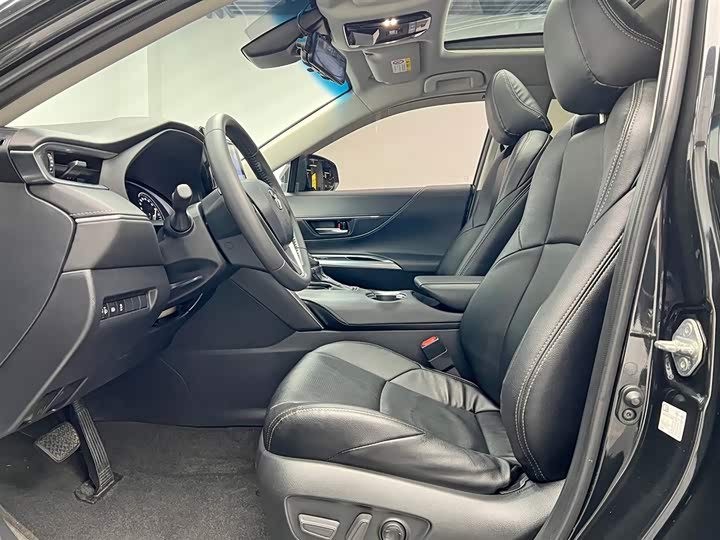 Toyota Harrier 2022 2022款 2.0L CVT两驱进取版