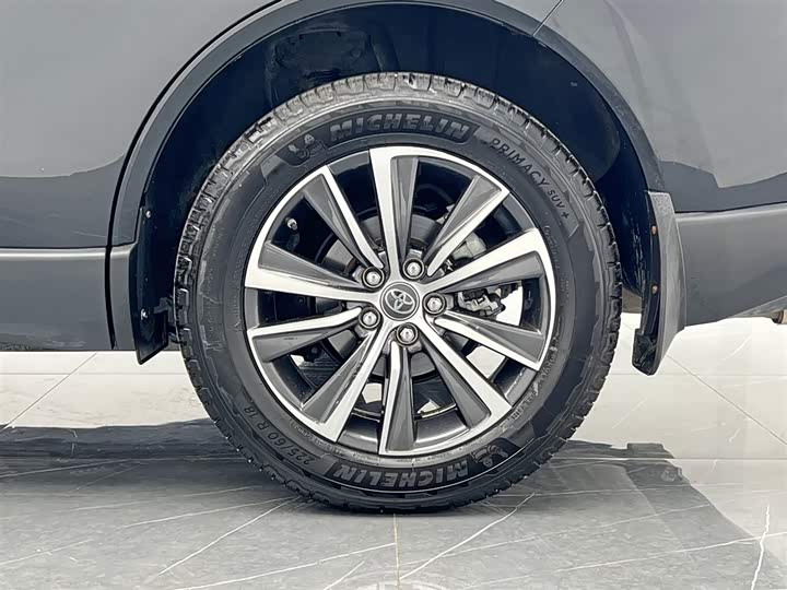 Toyota Harrier 2022 2022款 2.0L CVT两驱进取版