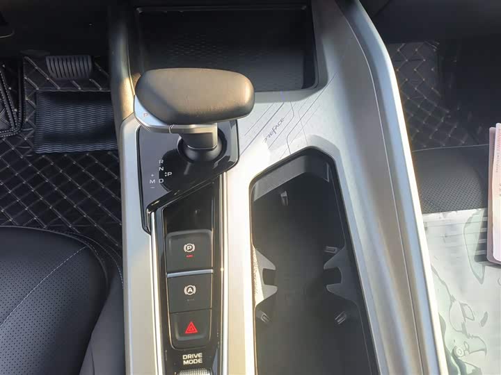 Geely Preface 2025 2025款 东方曜 1.5TD 扶摇版