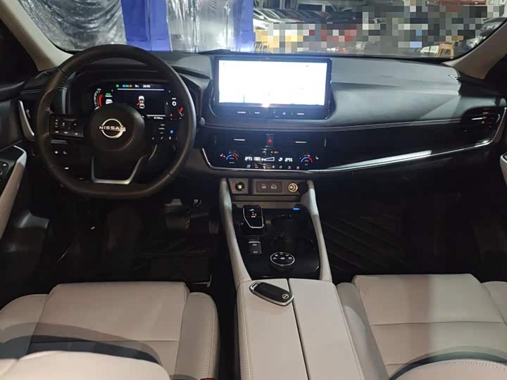 Nissan X-Trail 2023 2023款 e-POWER 超混双电机四驱至尊版