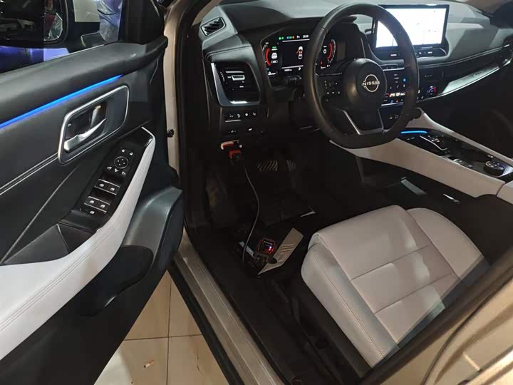 Nissan X-Trail 2023 2023款 e-POWER 超混双电机四驱至尊版