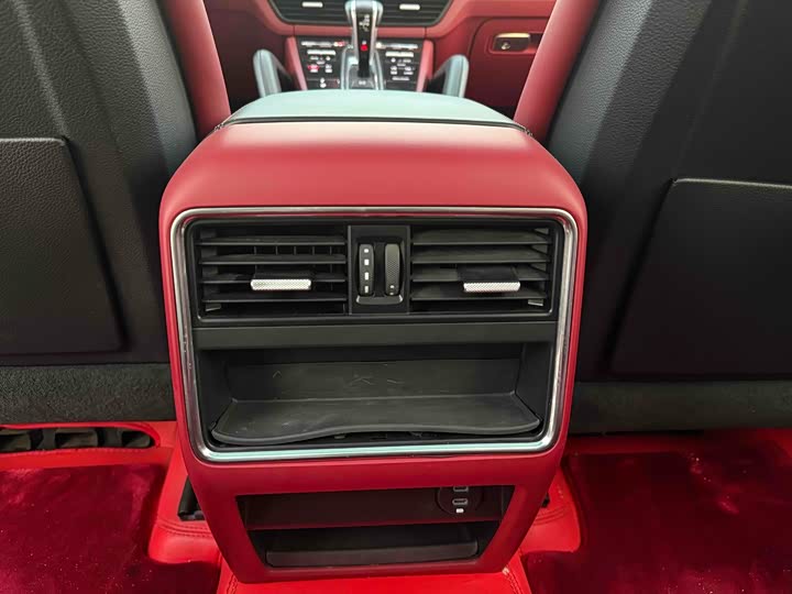 Porsche Cayenne Hybrid 2023 2023款 Cayenne E-Hybrid 2.0T