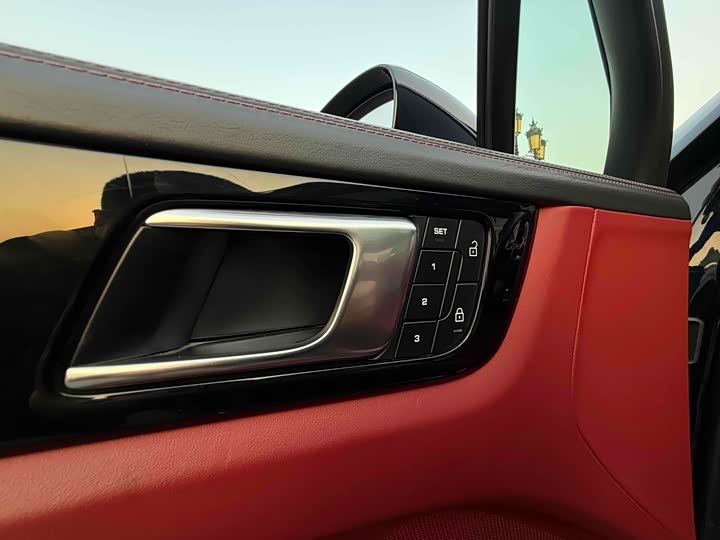 Porsche Cayenne Hybrid 2023 2023款 Cayenne E-Hybrid 2.0T