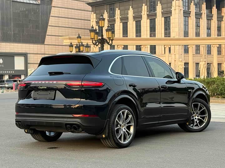 Porsche Cayenne Hybrid 2023 2023款 Cayenne E-Hybrid 2.0T