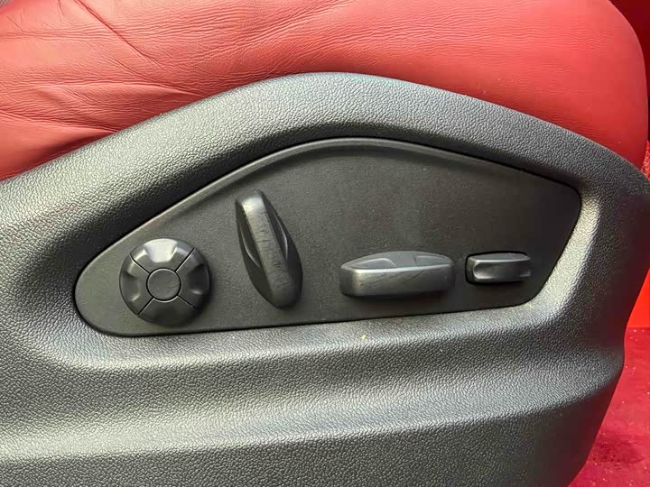 Porsche Cayenne Hybrid 2023 2023款 Cayenne E-Hybrid 2.0T