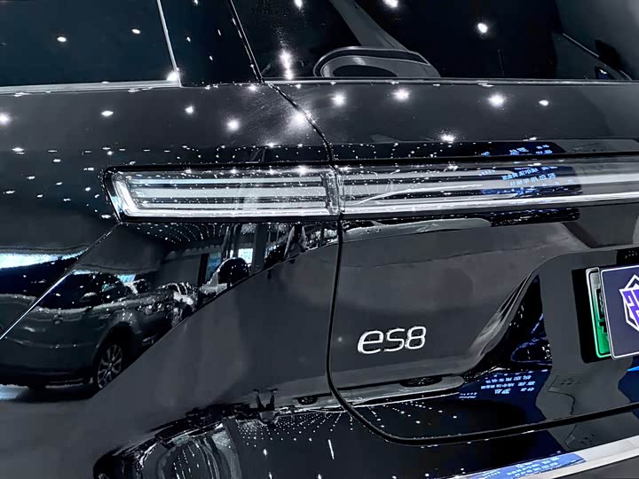 Nio ES8 2026 2026款 六座行政豪华版
