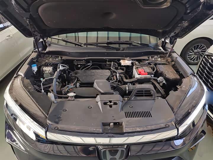 Honda Breeze 2025 2025款 240TURBO 两驱豪华版 5座