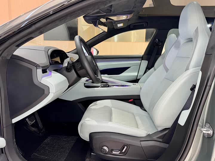 Zeekr 001 2025 2025款 WE版 95kWh 四驱