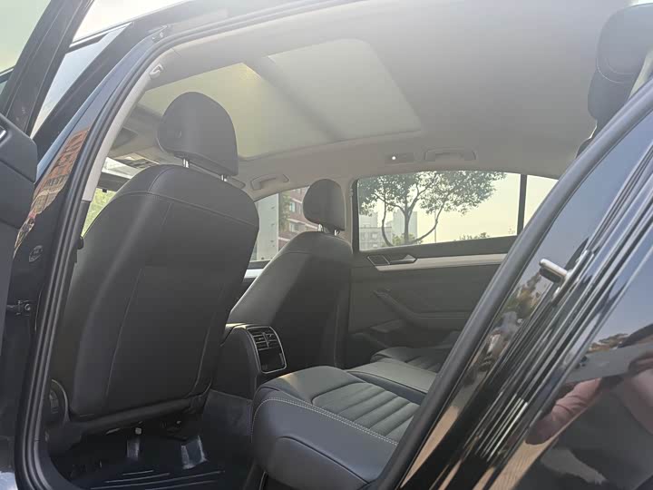 Volkswagen Magotan 2025 2025款 众享款 280TSI DSG舒适型