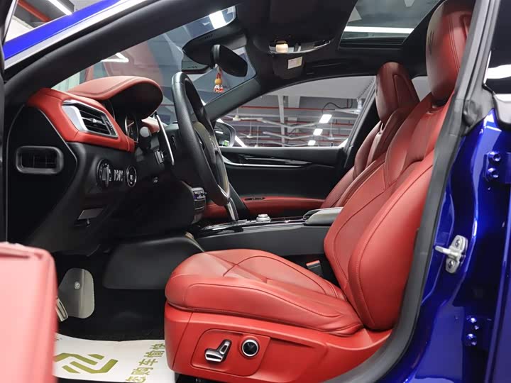 Maserati Ghibli 2023 2023款 3.0T Modena