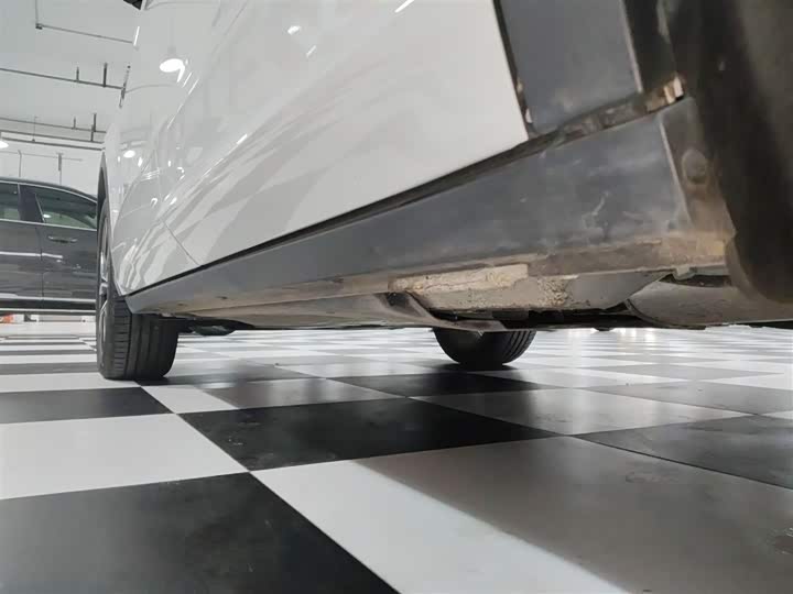 Volkswagen T-Roc 2025 2025款 300TSI DSG两驱辰光版