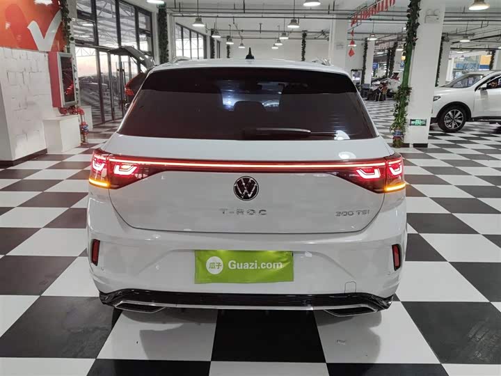 Volkswagen T-Roc 2025 2025款 300TSI DSG两驱辰光版
