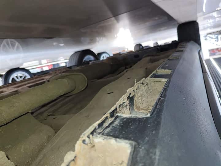 Geely Okavango 2022 2022款 1.8TD DCT豪华型 5座