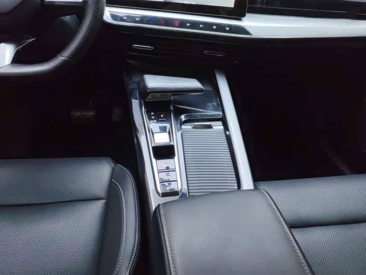 MG Motor One 2022 2022款 β-质享生活系列 1.5T 大满足1078版