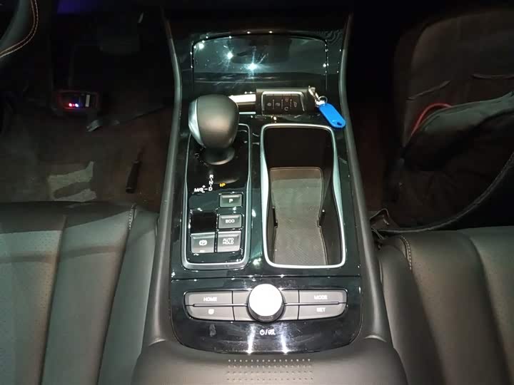 GAC Trumpchi GA6 2019 2019款 270T 自动豪华版