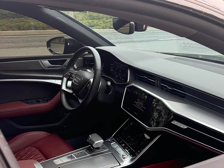 Audi A7L 2024 2024款 45 TFSI quattro S-line 黑武士版